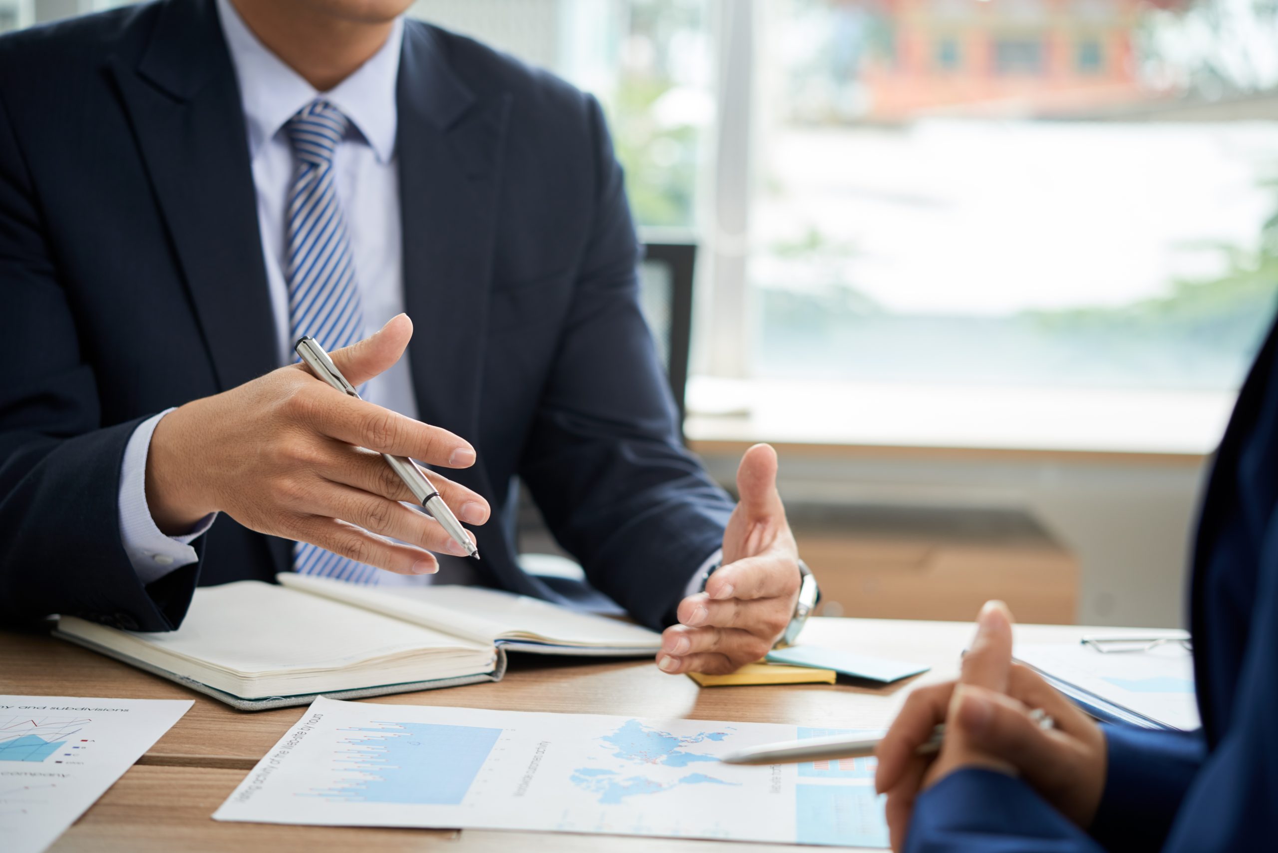 Negotiation Skills for Positive Outcomes entrepreneur explaining business idea